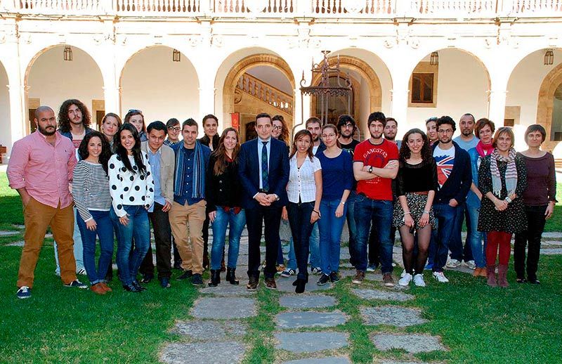 Participantes en la sexta edición del Programa YUZZ “Jóvenes con Ideas”.