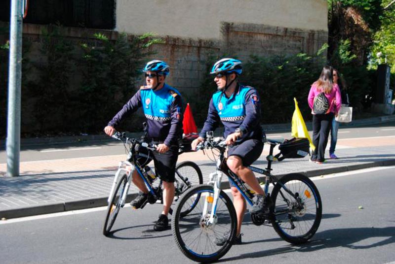 policia local bicicleta