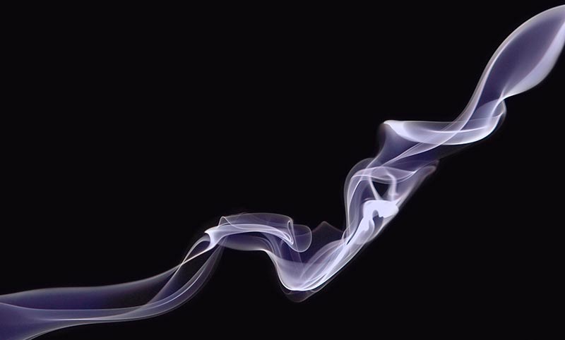 humo-de-cigarrillo-diagonal