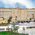 Hospital Virgen del Rocío de Sevilla, donde están ingresados dos de los niños quemados en el accidente de la guardería Guillermo Arce. 