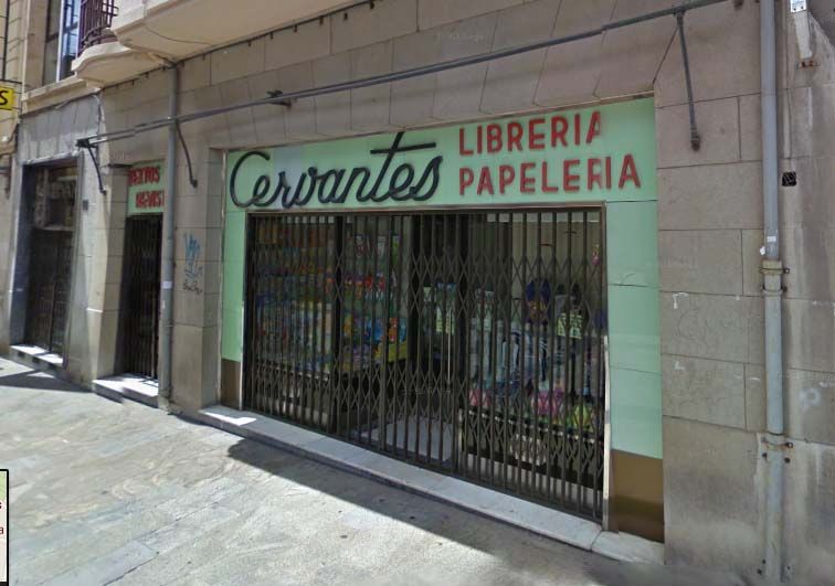 La librería Cervantes cierra sus puertas.