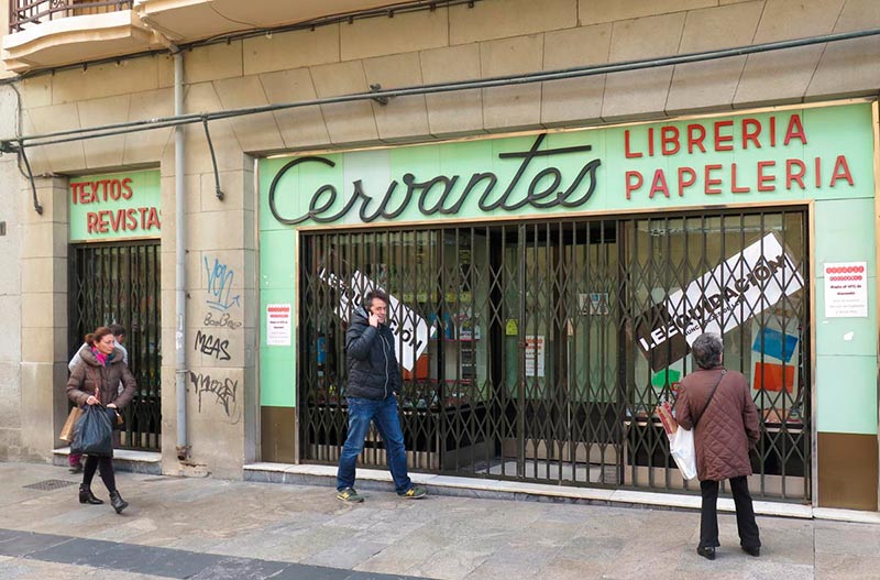 La librería Cervantes cerrará sus puertas esta primavera.