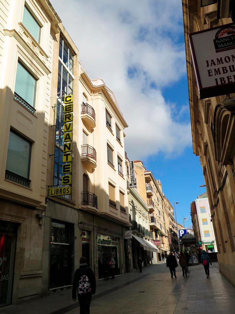 El Edificio del Libro, como se conocía a Cervantes, fue inaugura en los años sesenta.