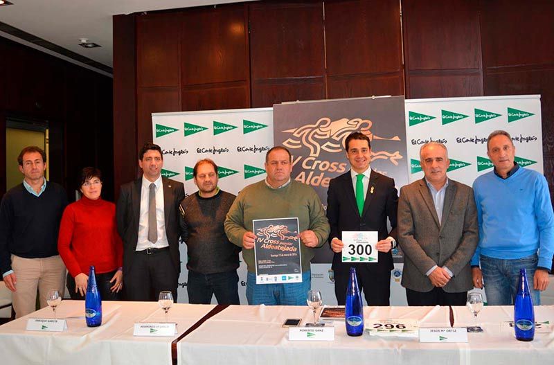 Representantes del Ayuntamiento de Aldeatejada, El Corte Inglés, Diputación y CGB presentaron el IV cross de Aldeatejada que se disputa el 13 de marzo.