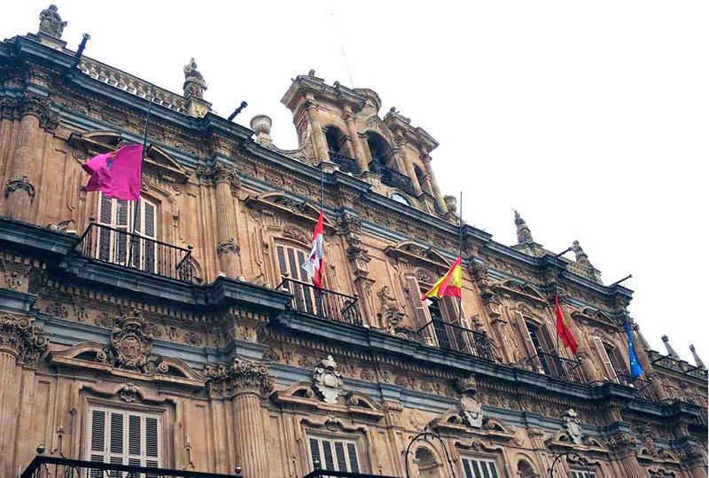 Fachada del Ayuntamiento.