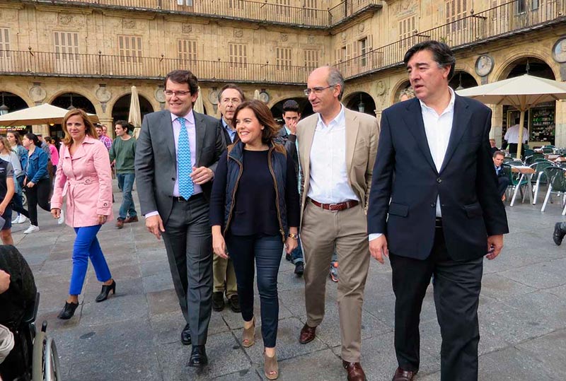 La vicepresidenta del Gobierno, Soraya Sáenz de Santamaría, este viernes en la Plaza Mayor.