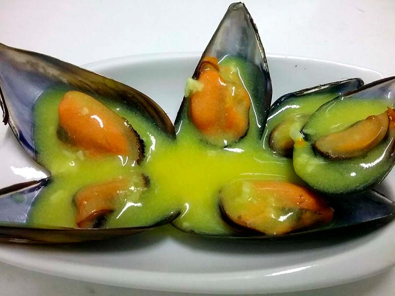 Mejillones al azafrán.