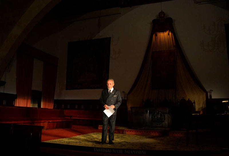 José Luis Gómez en el Paraninfo.