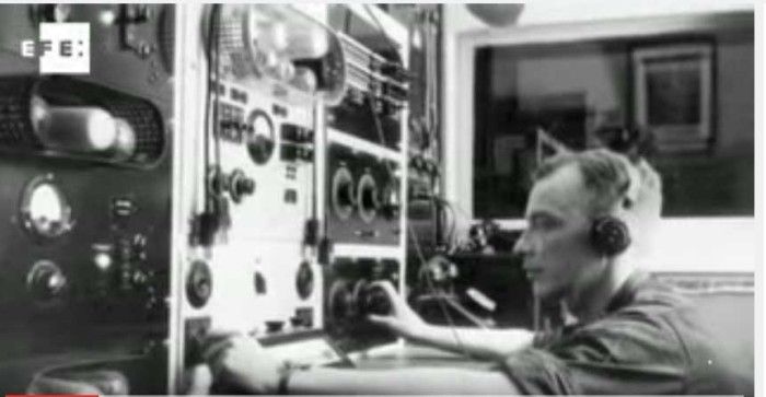 La primera emisión oficial de la Radio Nacional se realizó el día 19 de Enero de 1937 desde un frontón, ya desaparecido, que se encontraba entre el Paseo de Carmelitas y la Avenida de Filiberto Villalobos.