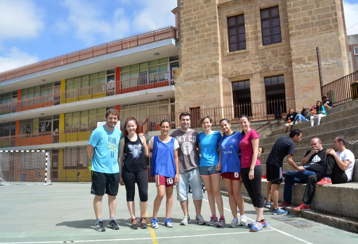 Ex Jugador@s de balonmano de los años noventa.