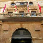 La fachada de la Diputación.