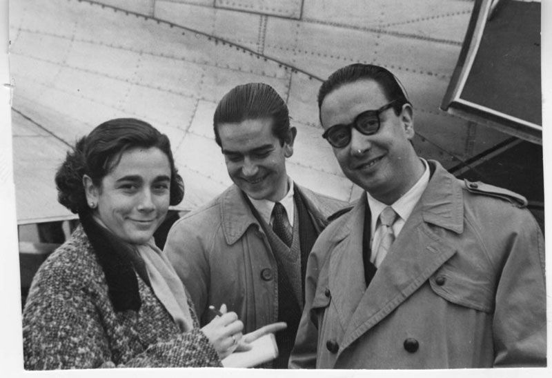 Carmen Martin Gaite con Ignacio Aldecoa y Alfonso Sastre. 1954. Foto. Archivo Carmen Martín Gaite.