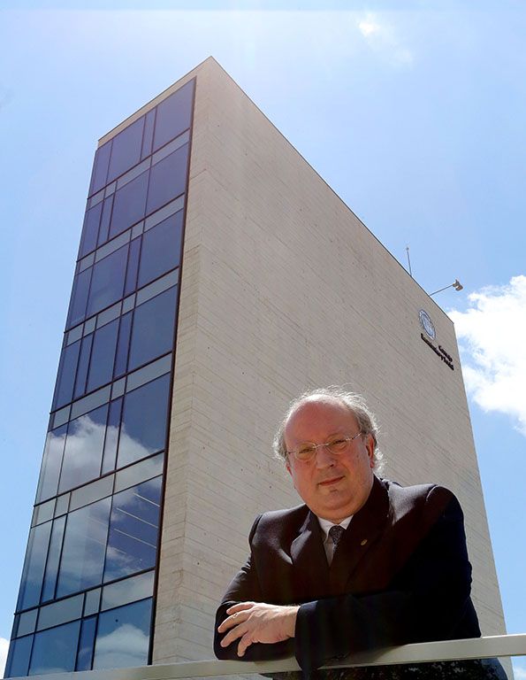 Rubén Cacho ICAL. El presidente del Consejo Económico y Social -CES- Enrique Cabero.
