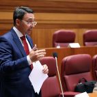 Rubén Cacho / ICAL. El exprocurador del PSOE Fernando Pablos durante el Pleno en las Cortes de Castilla y León.