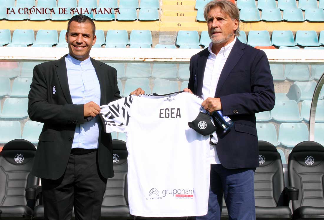 Rafa Dueñas y Sergio Egea, en El Helmántico