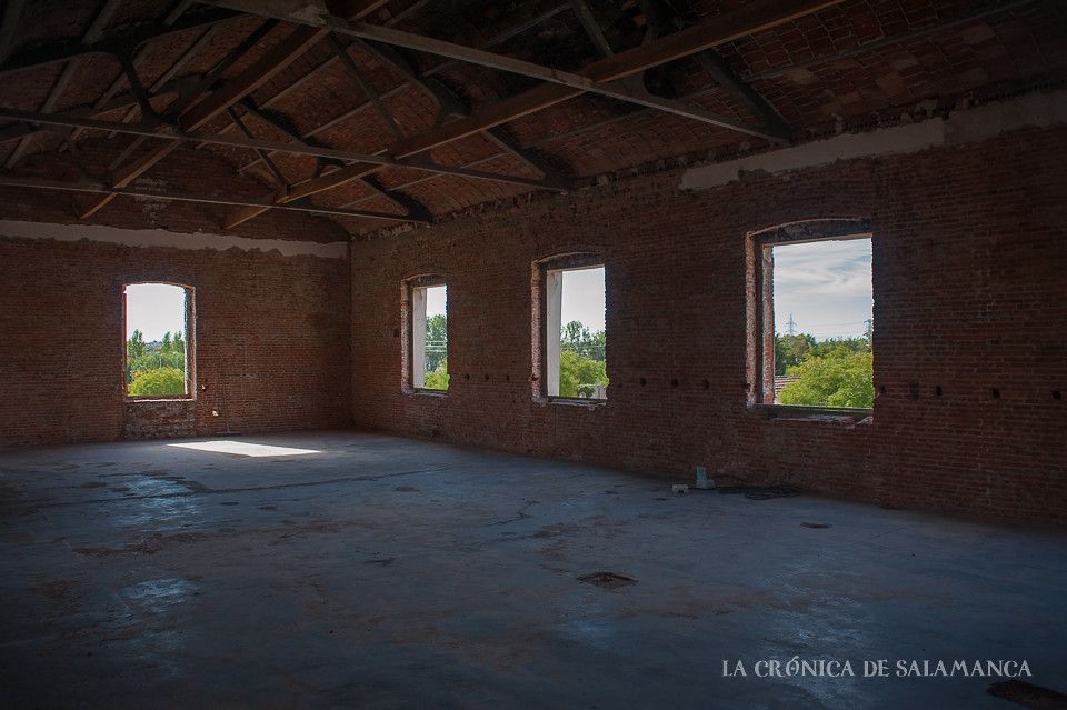 La primera planta de la Fábrica de Colas del Camino de las Aguas. 