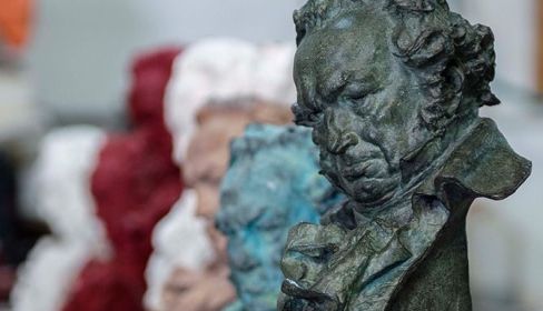 La estatua de los premios Goya. Foto. Premios Goya.