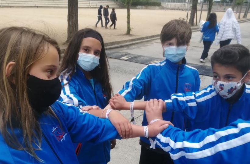 Las pulseras solidarias.