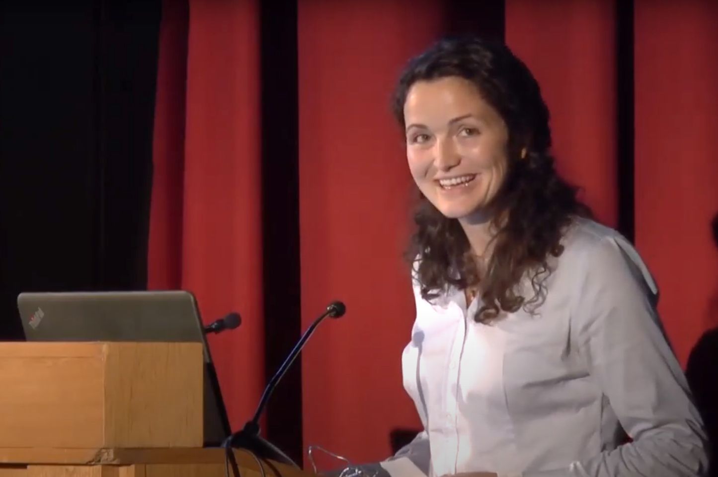 La cooperante española de MSF María Hernández, durante una conferencia en Madrid (ICAL)