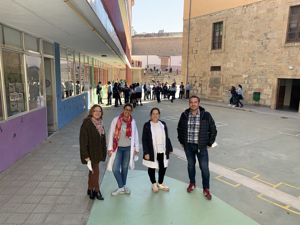 Belén Huebra, Ctristina Caballero, Nuria Fonseca e Isaac González, profesores de las Siervas de San José.