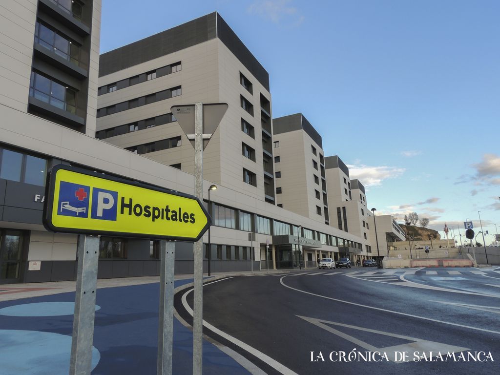 Hospital Universitario. (Foto: Archivo/Sergio Villarino)