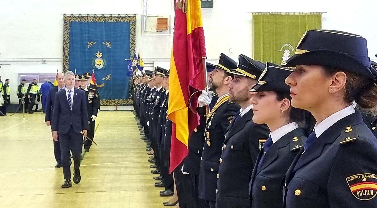 ICAL. El ministro del Interior Grande-Marlaska preside la jura de los 304 nuevos miembros de la XXXIV Promoción de la Escala Ejecutiva de la Policía Nacional