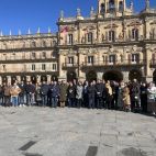 Minuto de silencio con motivo del aniversario de la guerra de Ucrania en la Plaza Mayor de Salamanca Minuto de silencio con motivo del aniversario de la guerra de Ucrania en la Plaza Mayor de Salamanca