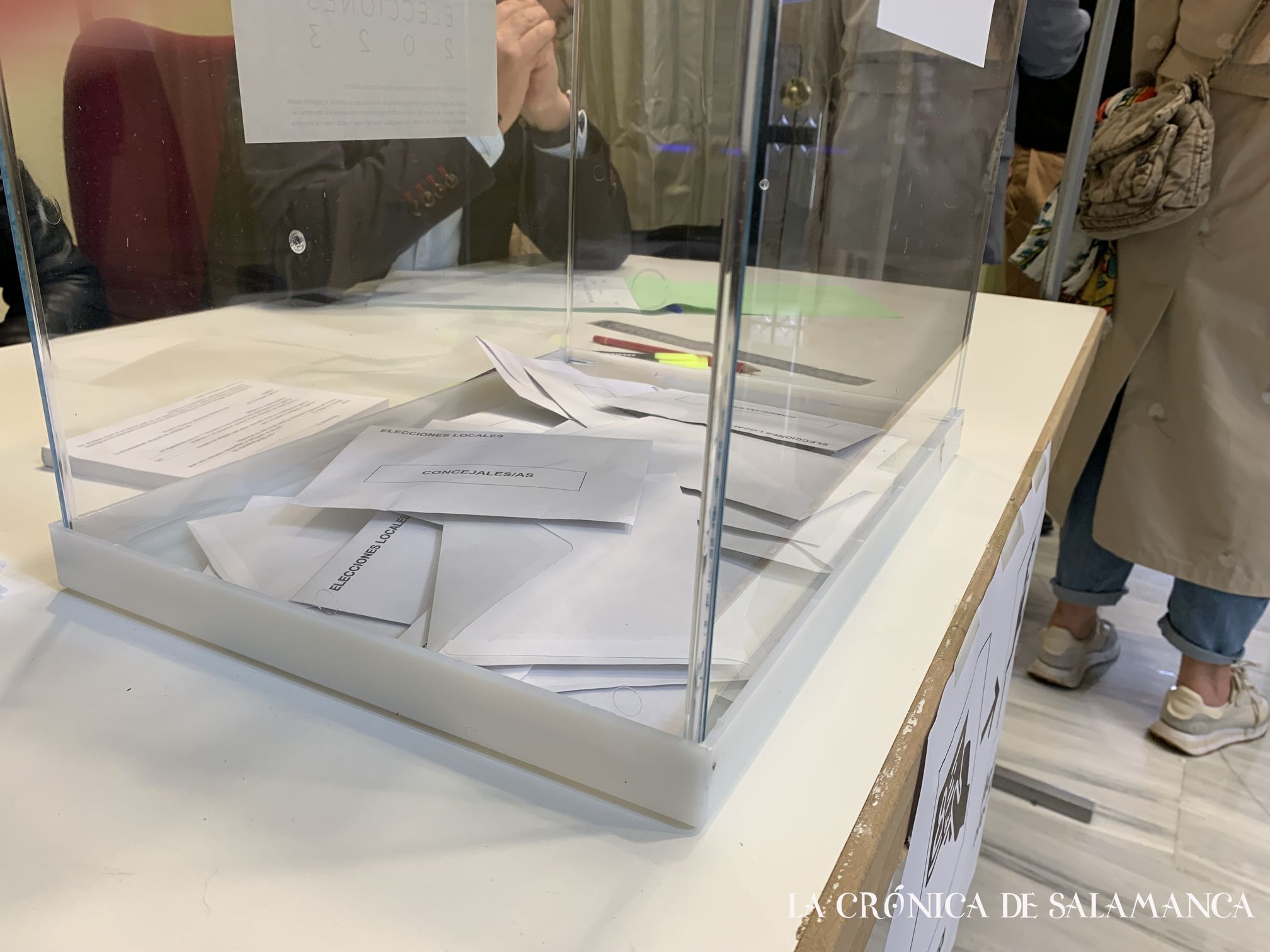 elecciones urnas
