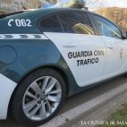 Un coche de la Guardia Civil de Tráfico. (Archivo)