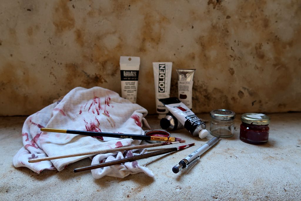 Pinceles y pinturas de Miguel García, restaurador y pintor de Vítores en la Usal. Pinceles y pinturas de Miguel García, restaurador y pintor de Vítores en la Usal.