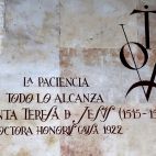 Vítor de Santa Teresa, pintado por Miguel García en el Edificio Histórico de la Universidad.
