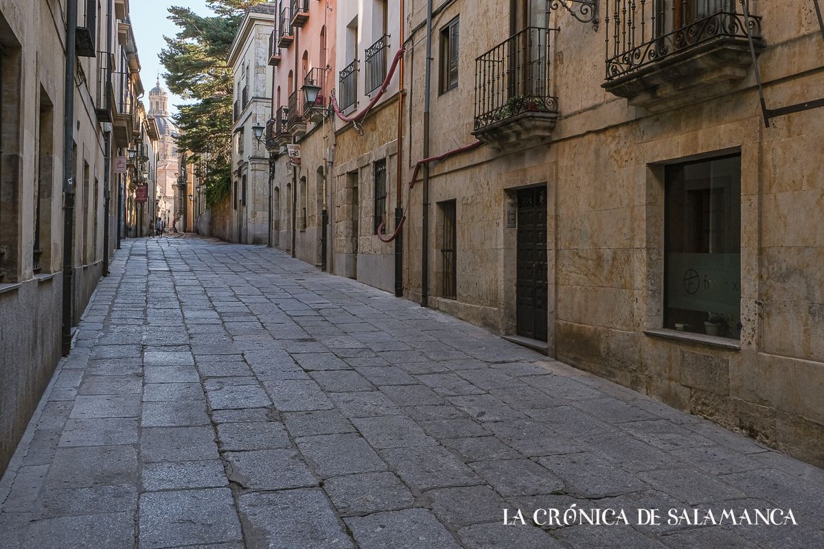 Calle Libreros. Fotografía. Pablo de la Peña. Calle Libreros. Fotografía. Pablo de la Peña.