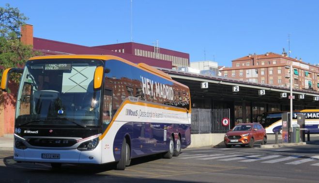U autobús sale de la estación de Salamanca. (ARCHIVO) U autobús sale de la estación de Salamanca. (ARCHIVO)