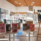 Biblioteca Carmen Martín Gaite en Pizarrales.