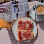 Un desayuno completo. Fotografía. Pablo de la Peña. 