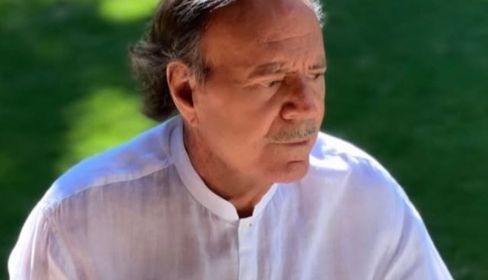 Julio Iglesias. Instagram.