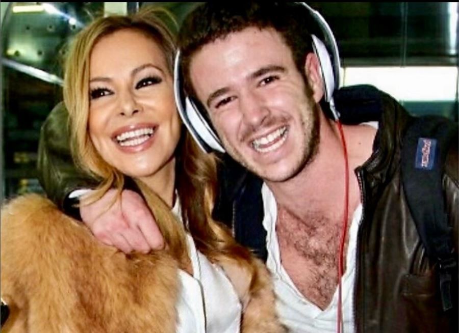 Ana Obregón y su hijo Aless Lequio. Instagram.