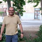 Ricardo Martínez Llorca, escritor salmantino que acaba de pueblicar 'Tal vez viajar', libro que compró la reina Letizia en la Feria del Libro de Madrid