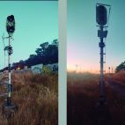 Los mecanismos ferroviarios, semáforos y agujas de la antigua vía férrea de la Ruta de la Plata.