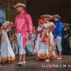 Uno de los grupos participantes en el Festival Internacional de Folclore. Fotografía. Pablo de la Peña.