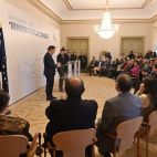 El alcalde de Salamanca, el presidente de la Junta, el rector de la Universidad y representantes de la sociedad civil, sindical y empresarial de Salamanca.