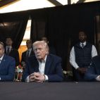 Trump, siguiendo el ataque en Venezuela, desde la Casa Blanca.