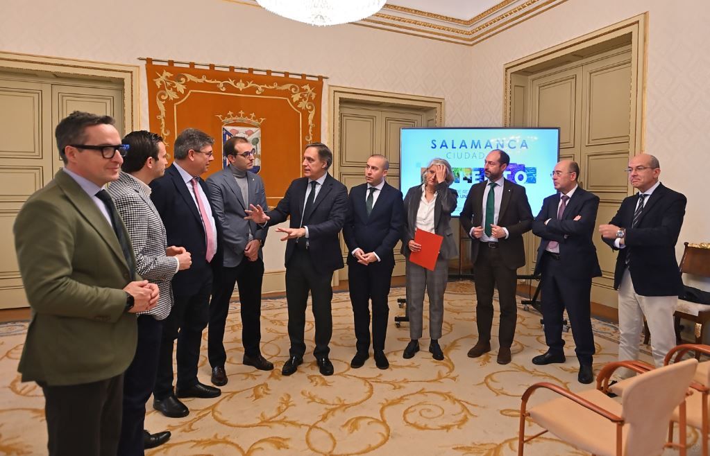 Reunidos para retener talento,...