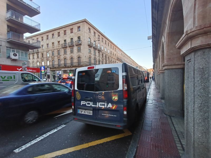 furgon policia nacional