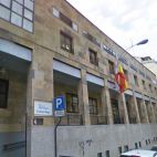 El edifico se Servicios Sociales en la calle La Parra, junto a Gran Vía.