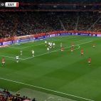 Un instante de la primera parte del partido.