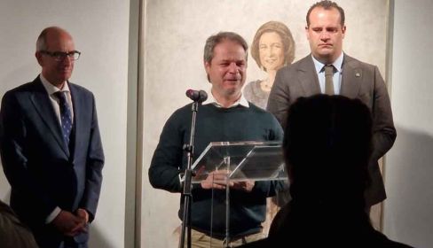 Ángel Luis Iglesias escoltado por Javier Iglesias y David Mingo.