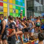 Los corredores en la plaza de la Concordia preparador para disputar la prueba. Fotografía. Pablo de la Peña. 