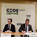 David Arranz/ICAL. De izq a drecha. Alberto Díaz, presidente de la Cámara de Comercio, Antonio Garamendi, presidente de CEOE, Paulino Benito, presidente de CEOE Cepyme Salamanca, y Antonio Rollán, último presidente de CES.