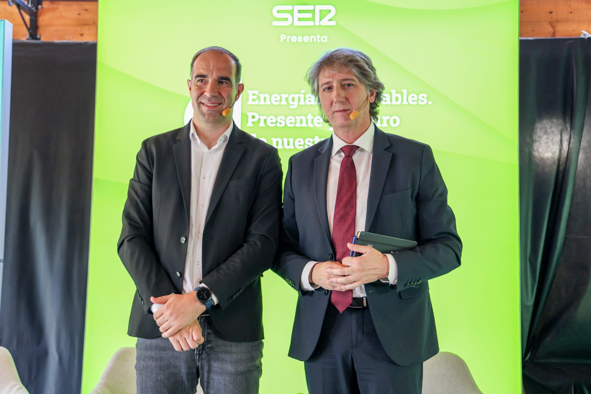 PSOECyL / ICAL. El secretario general del PSOECyL, Carlos Martínez, intervine en la mesa redonda ‘Renovables y territorio’, celebrada dentro de la jornada ‘Conversa Energías Renovables, presente y futuro de nuestra tierra’, organizada por Caja Rural de Soria.